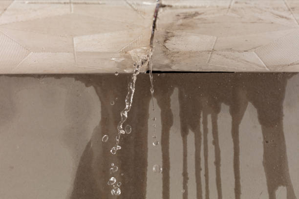 Professional Flood Damage Cleanup technician working in New Baltimore, NY